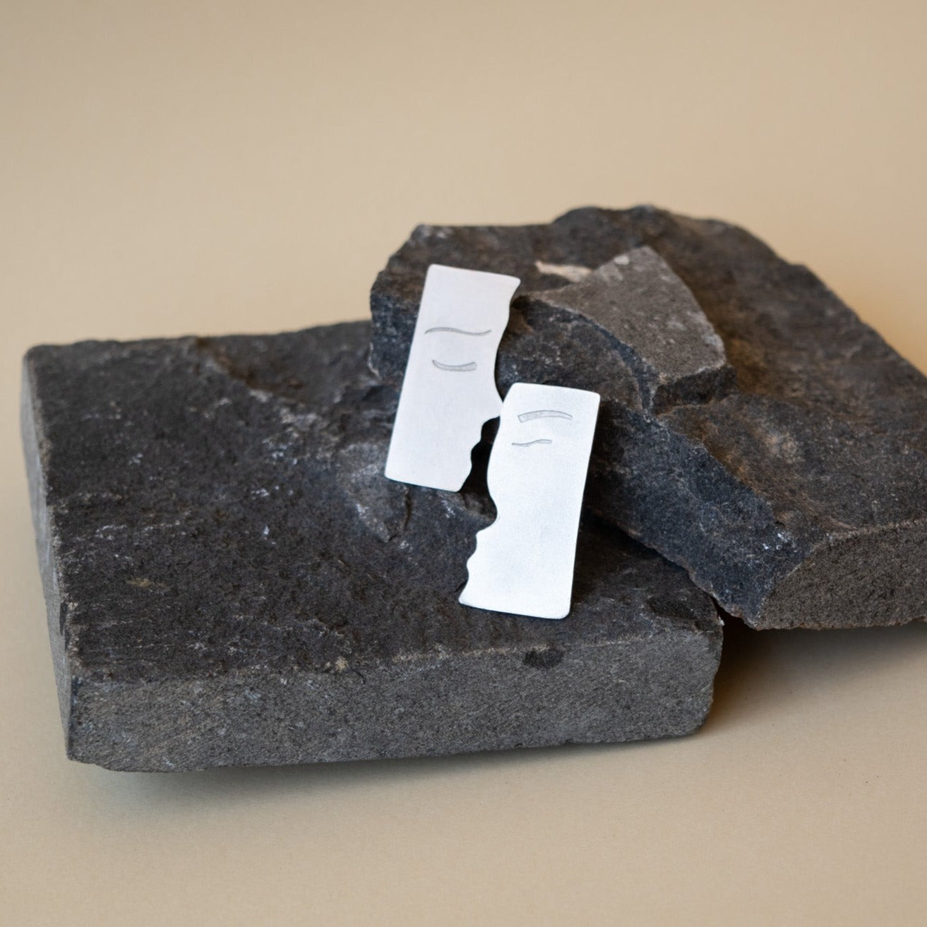 Faces Earrings - GAIA Global