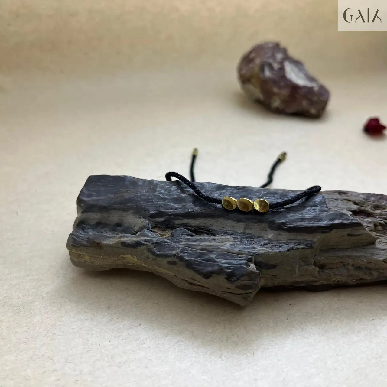 Chic Thread Bracelet Jewelry Designers bracelet GAIA