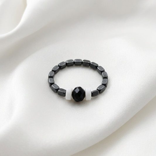Onyx Pearl Ring