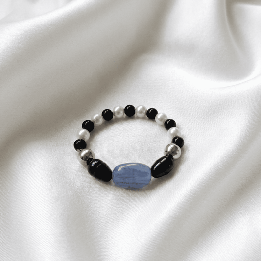 Moonstone Pearly Ring