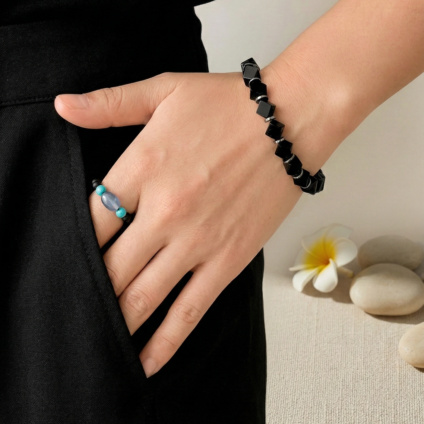 Trinity Flow Ring