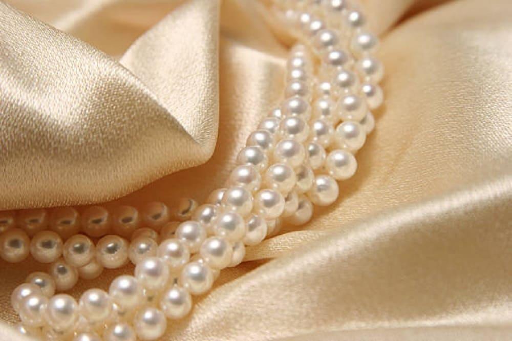 Natural Pearls: The Secret of Timeless Elegance in Your Hands - GAIA