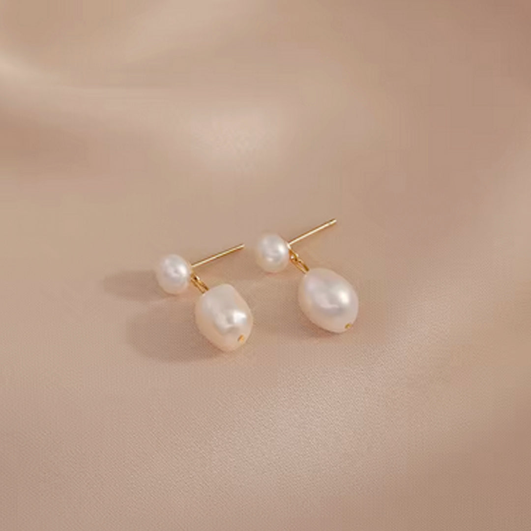 Teardrop pearl earrings