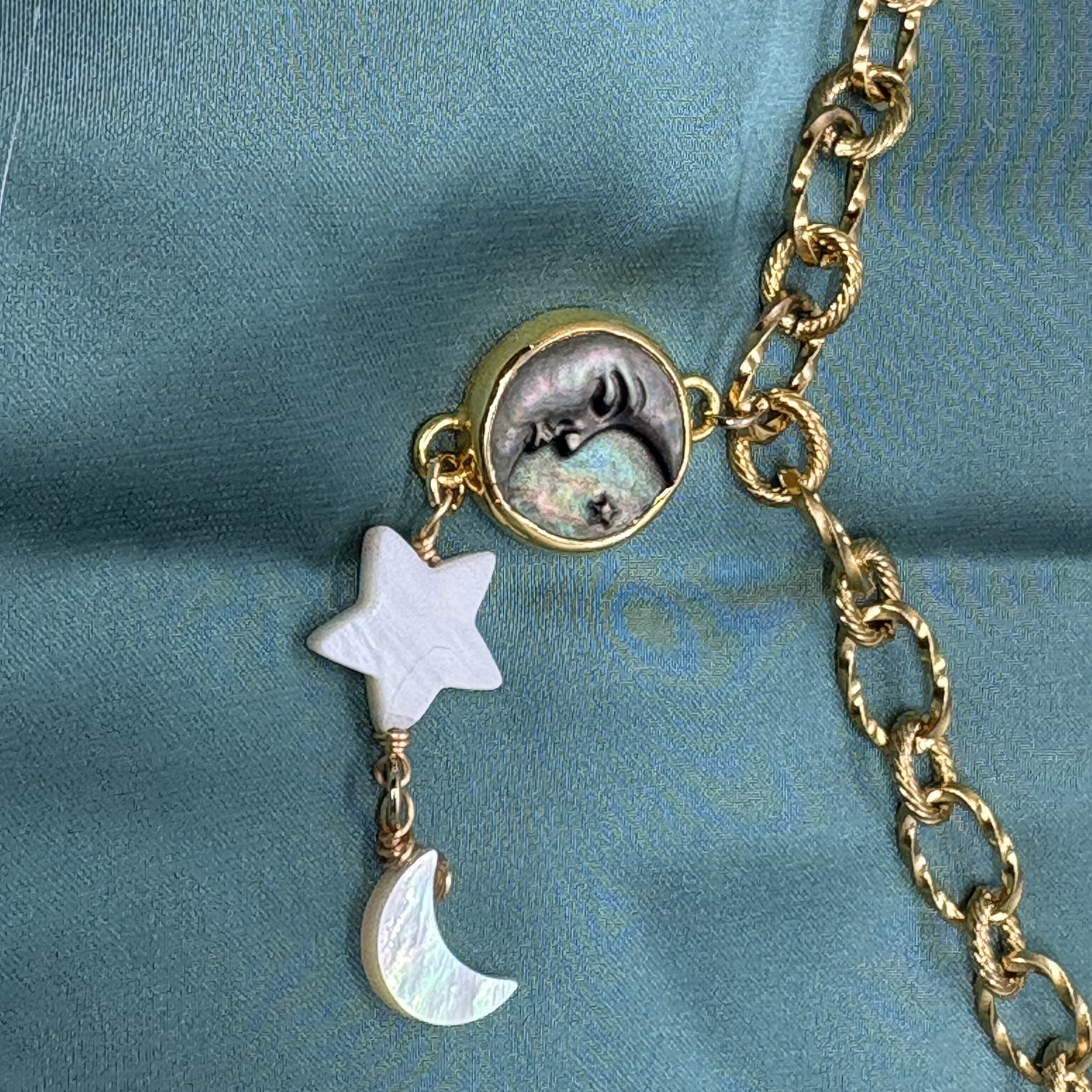The Moon Necklace - GAIA Global