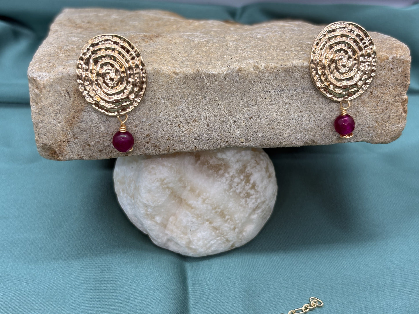 Red Golden Earrings - Earrings - GAIA