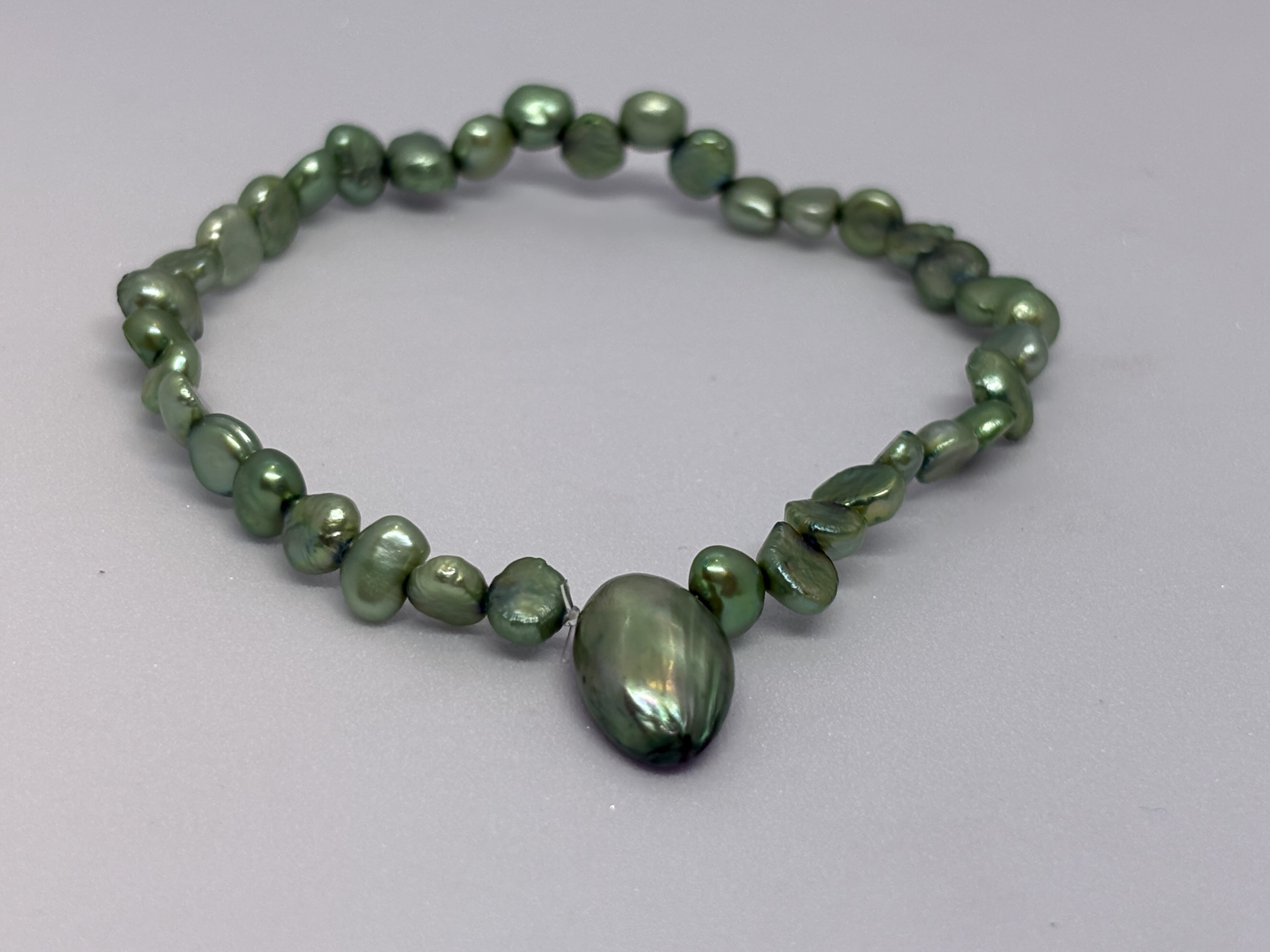 The Big Green Pearl Bracelet