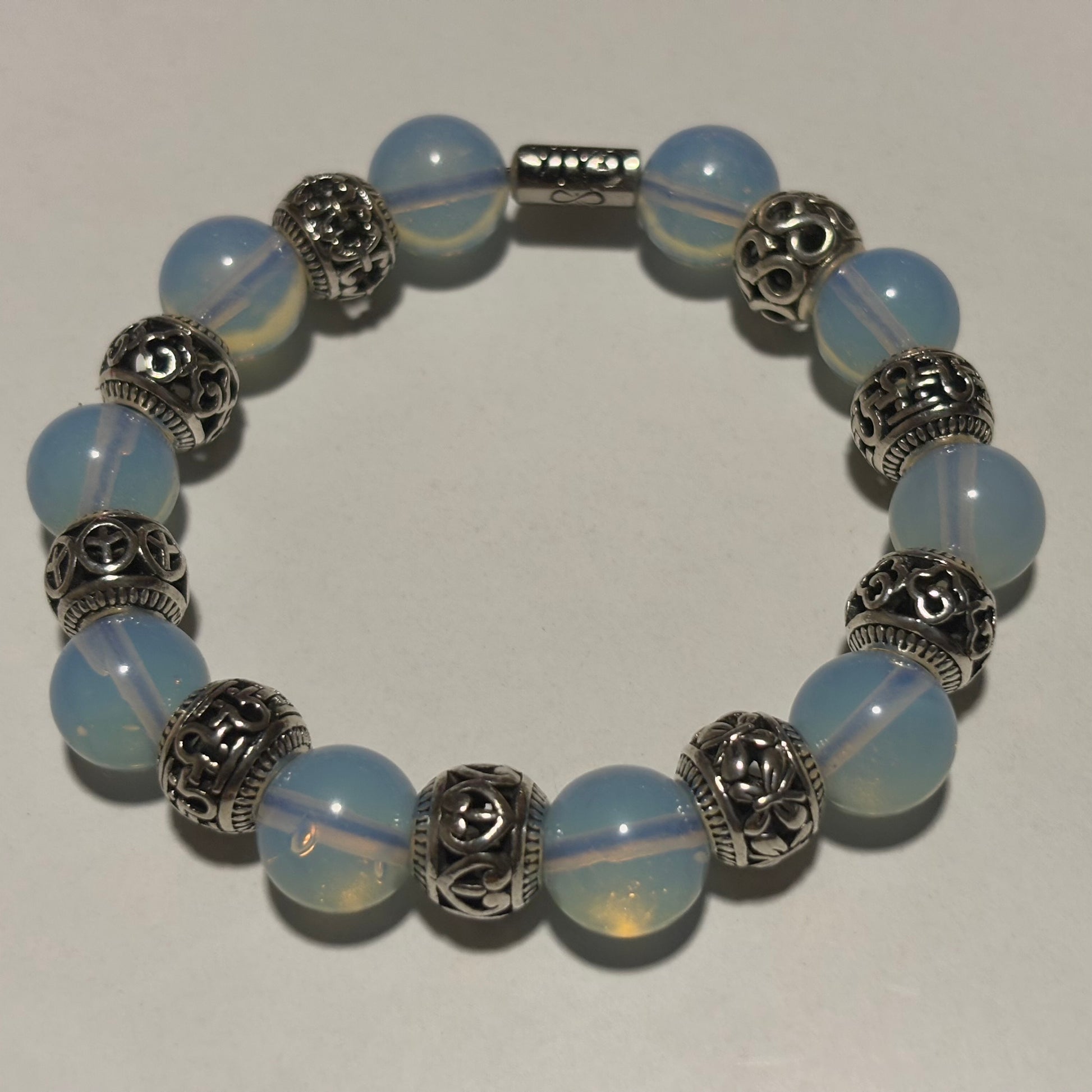 Earth Love Bracelet - Unique & Elegant Design - GAIA