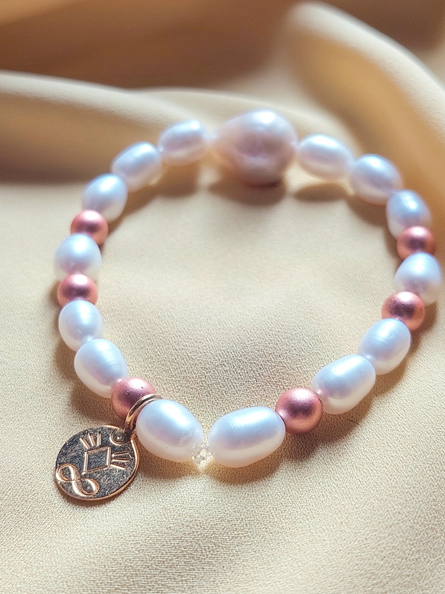 Rose Hematite & White Pearl Bracelet