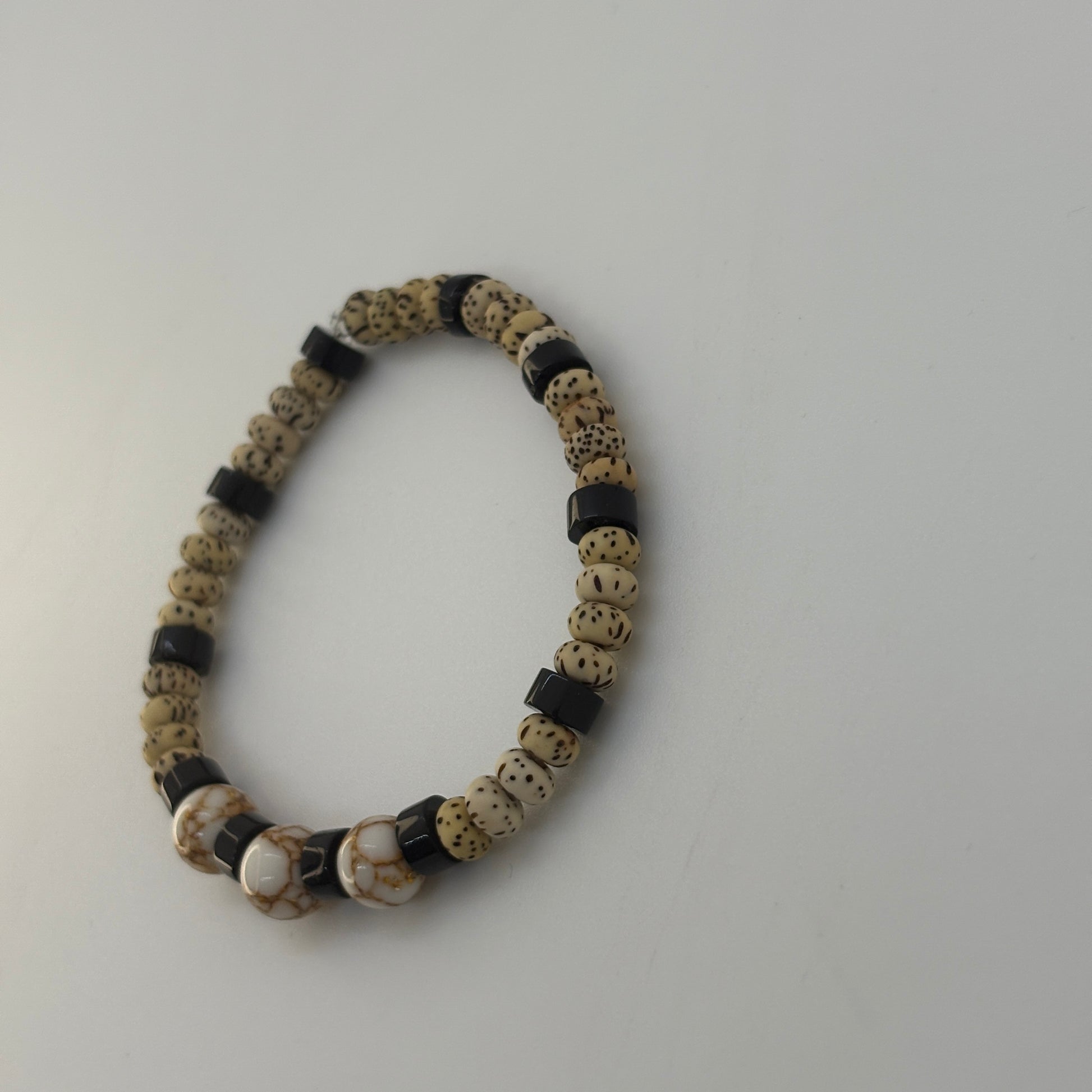 Gold Howlite Bracelet - GAIA Global