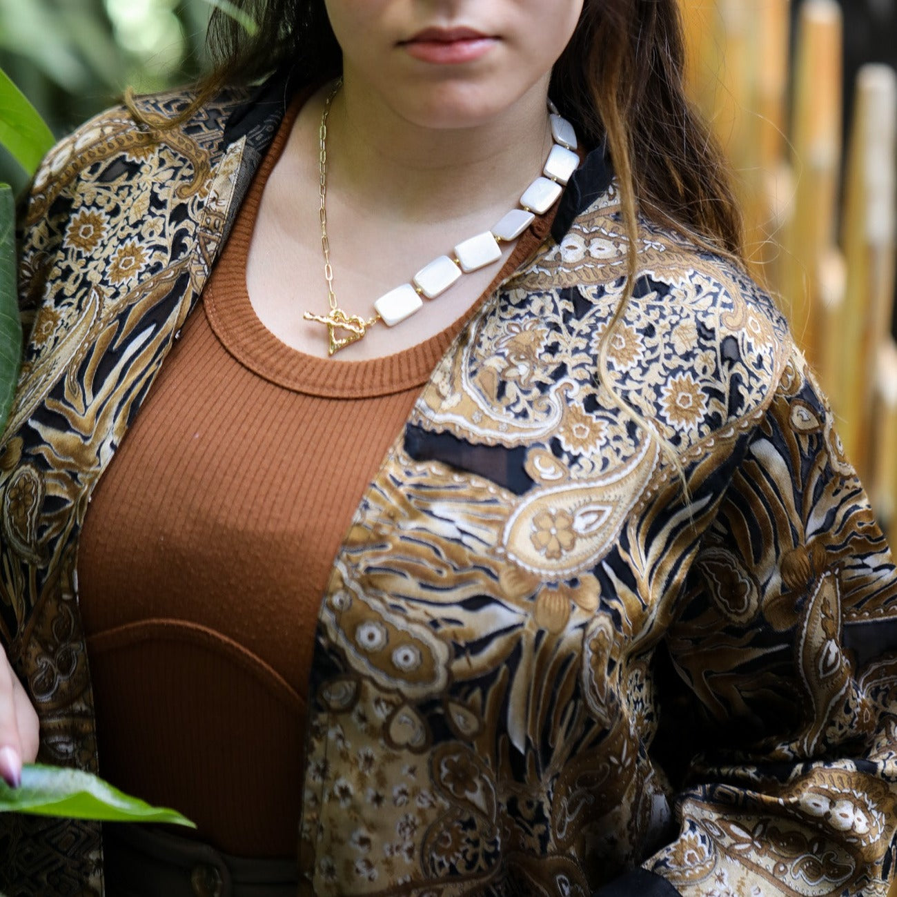 Unveil Your Radiance with the Seashell gold pendant - Necklaces - GAIA