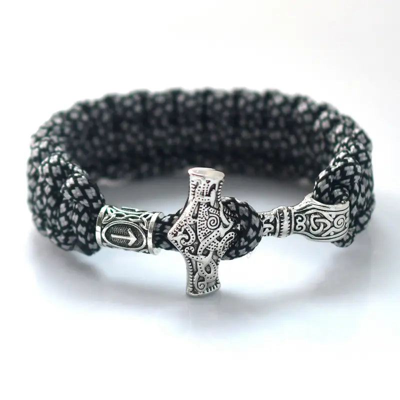 Runic Valor Bracelet - GAIA - Jewellery Store