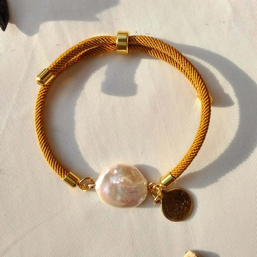 Aura bracelet