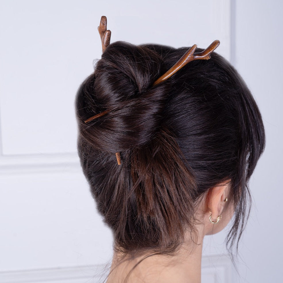  Wooden hair clip with stick