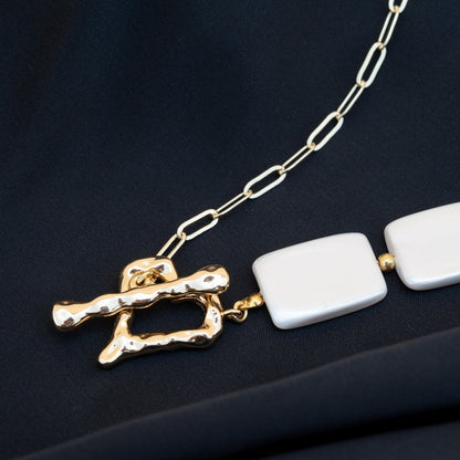 Unveil Your Radiance with the Seashell gold pendant - Necklaces - GAIA