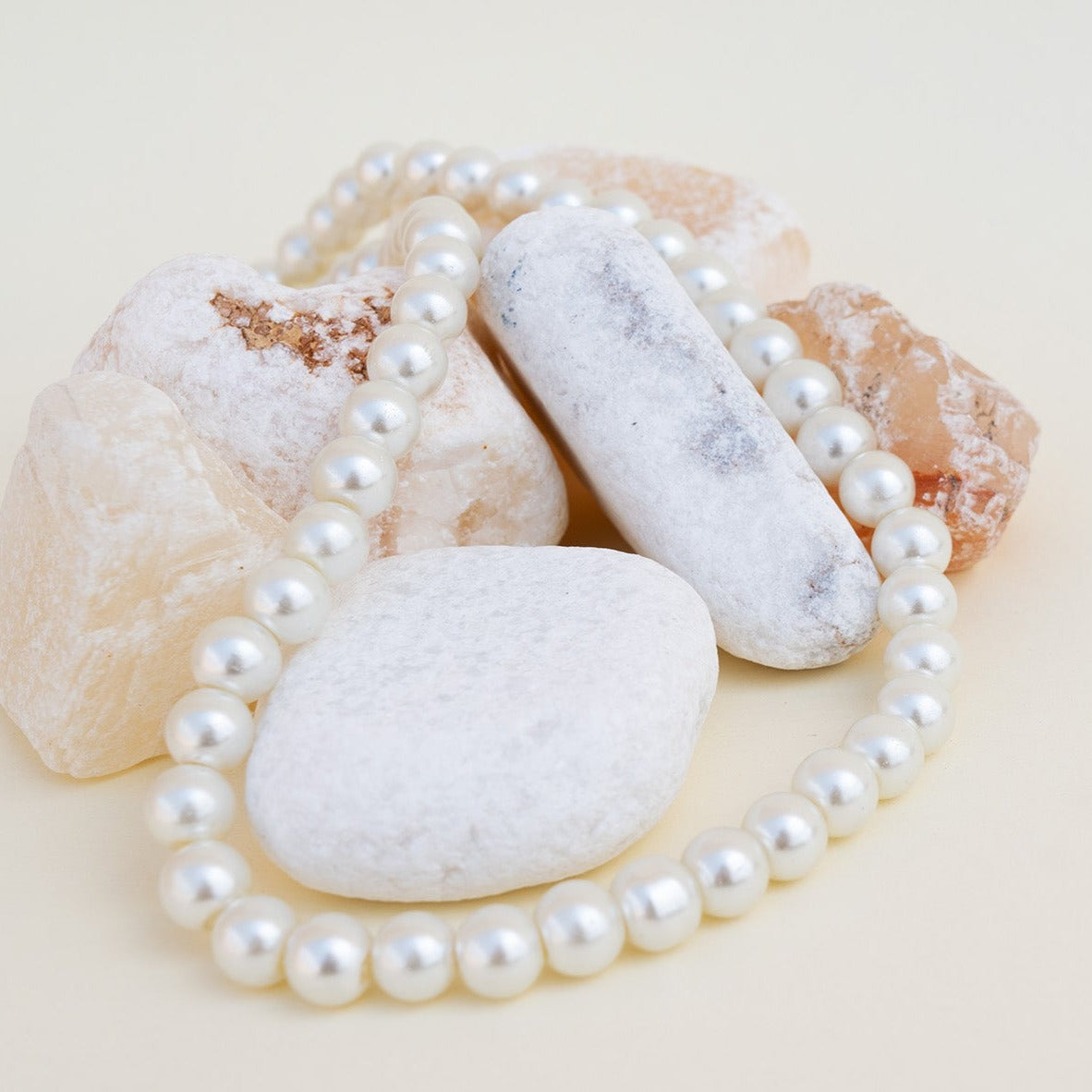 White Glass Shape big pearl necklace