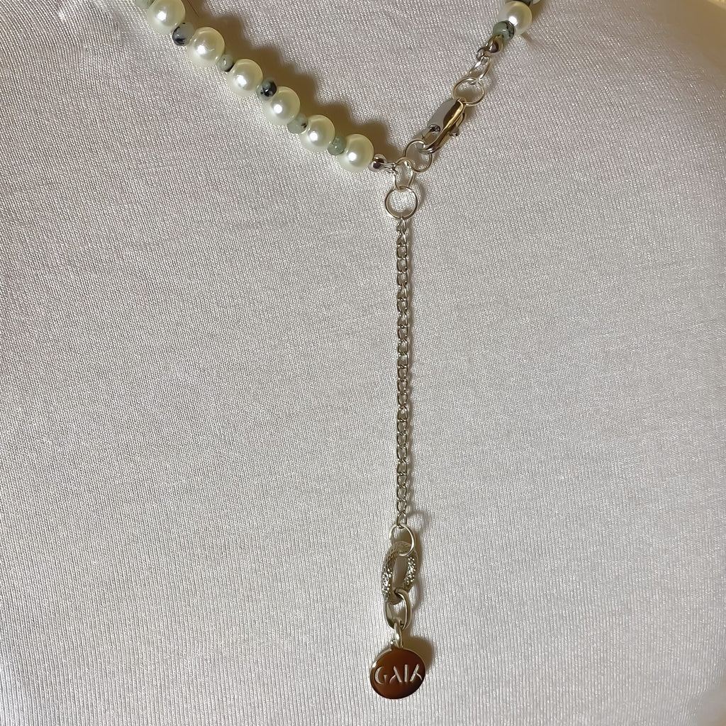 Delicate Pearl Necklace