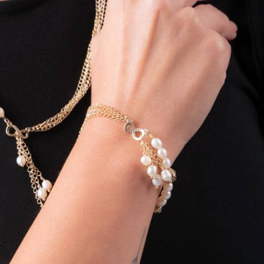 Infiniti Pearl Bracelet