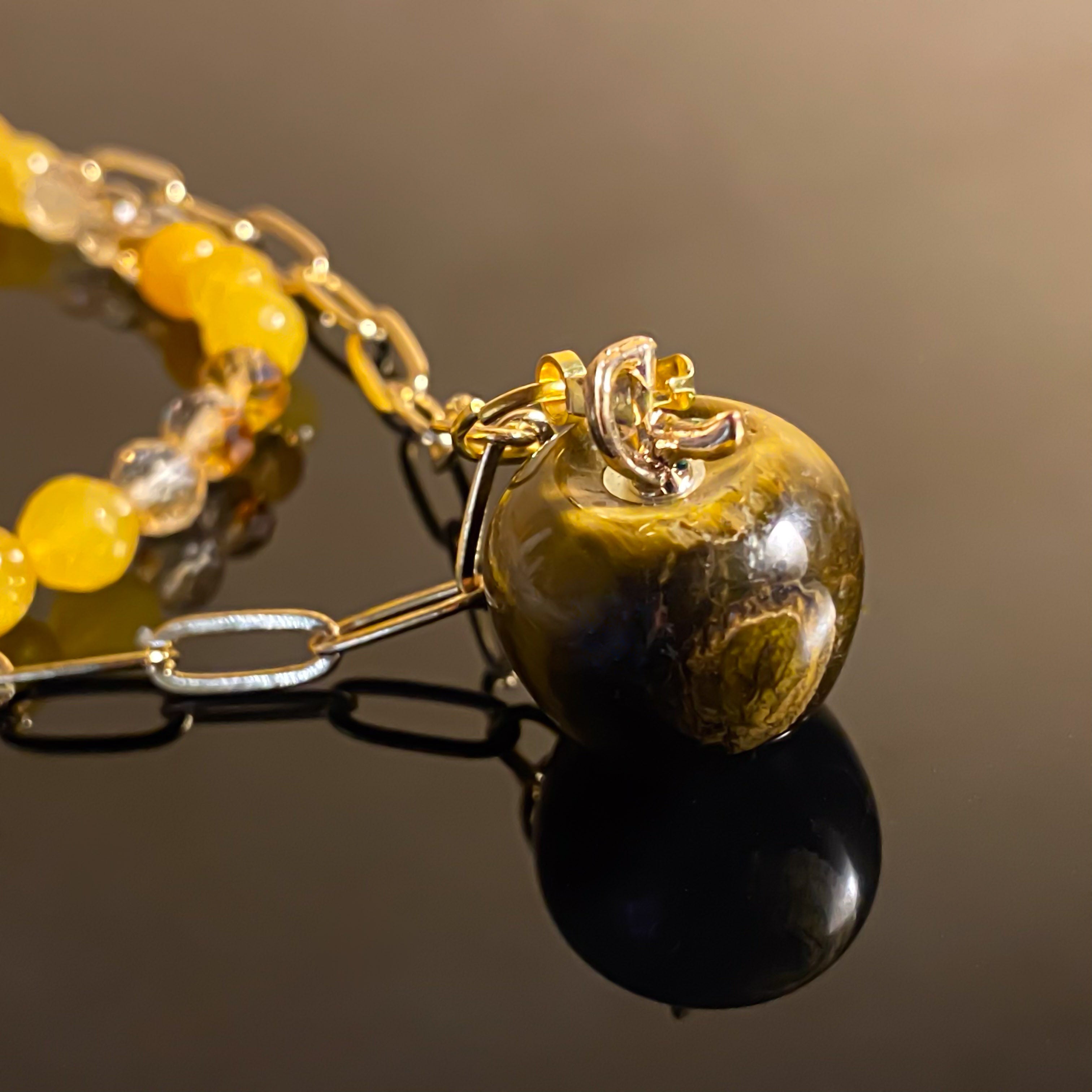 Apple 2.0 Necklace - GAIA Global