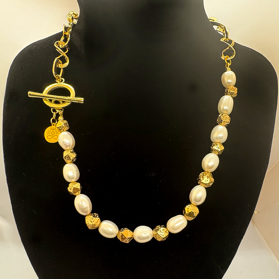 Golden Pearl Necklace