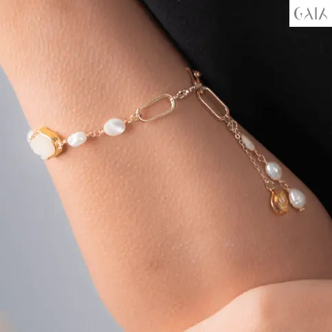Golden Hand Bracelet - GAIA Global