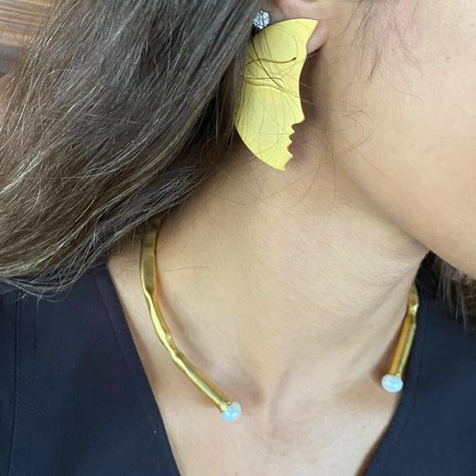 Pipe with Natural Pearl Necklace - GAIA Global