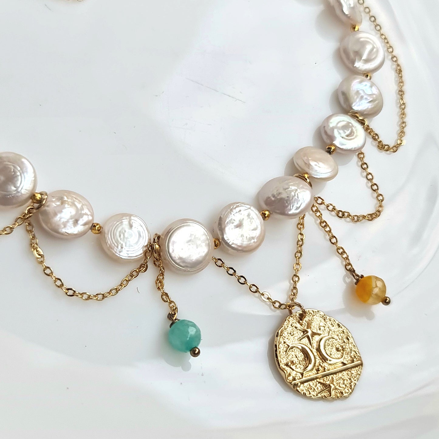 Lumière Pearl Necklace