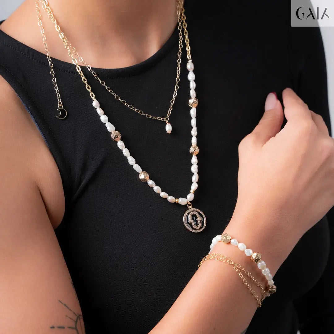 The Hand Necklace - GAIA - Jewellery Store