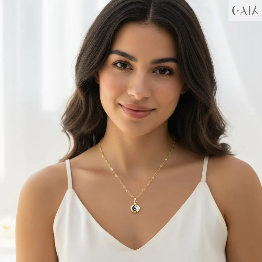 Yin & Yang Necklace GAIA  Necklace GAIA