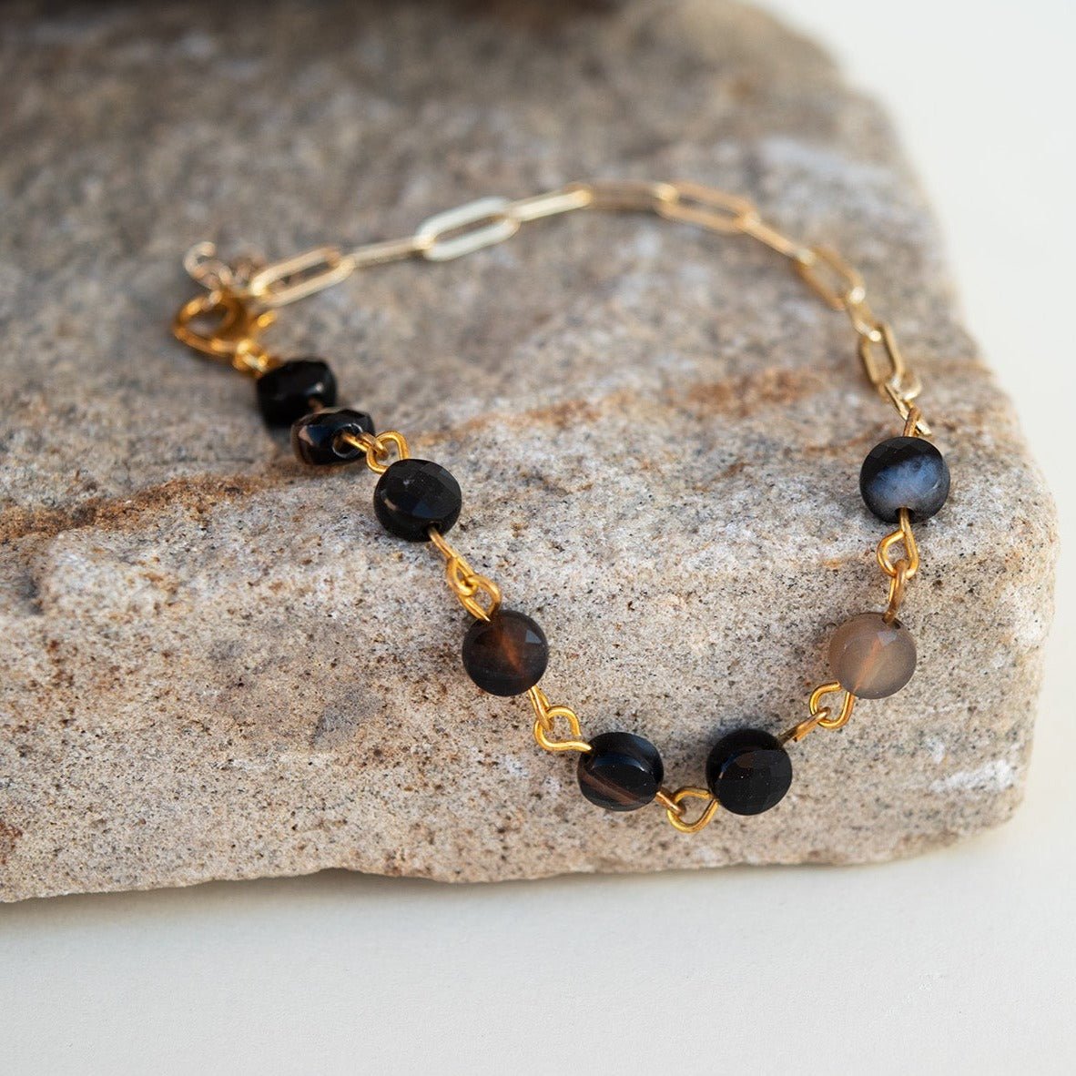 Black Agates Onyx Chocker - GAIA