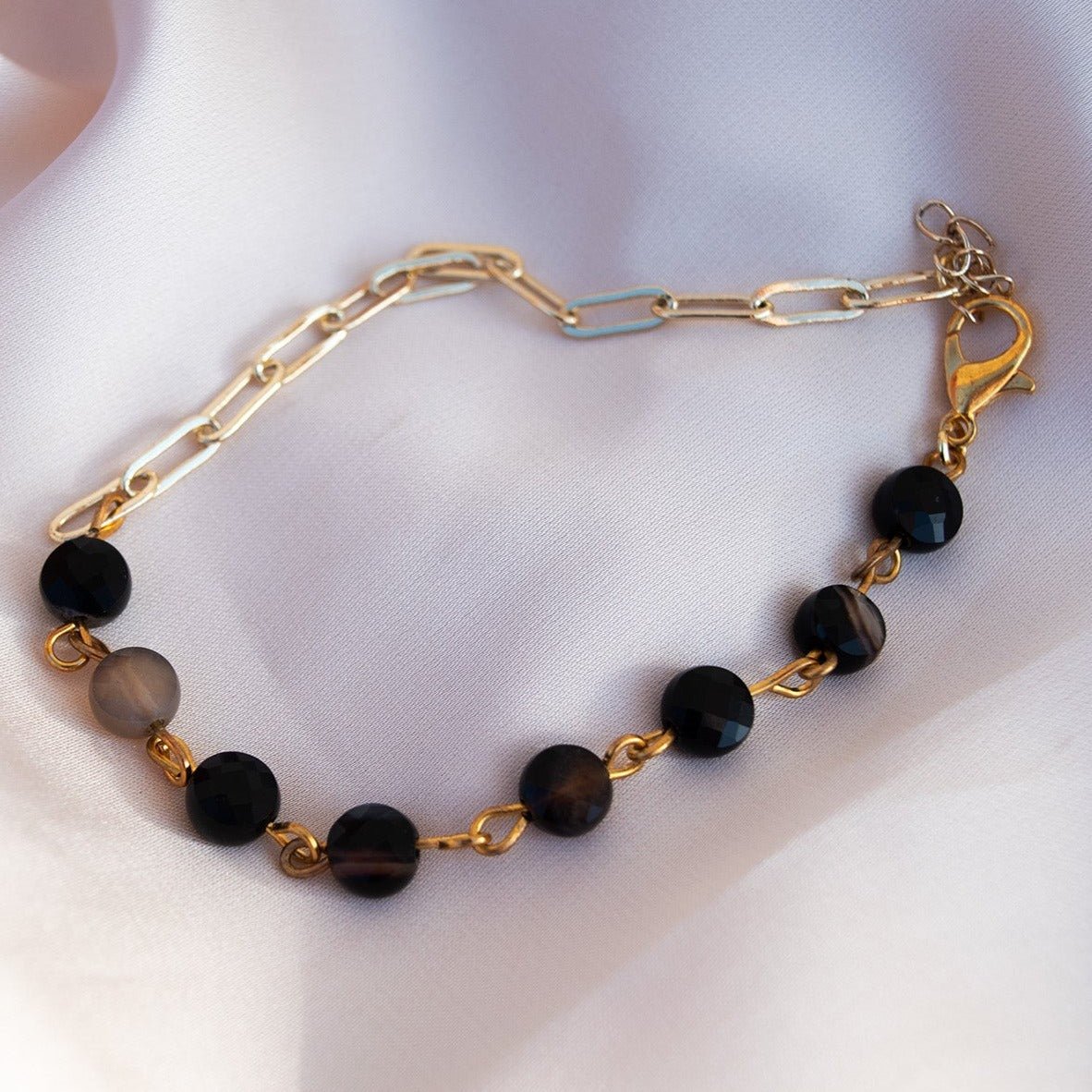 Black Agates Onyx Chocker - GAIA