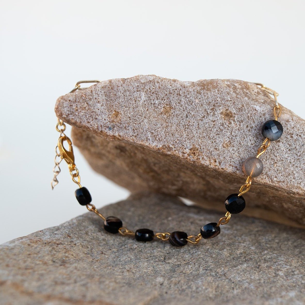 Black Agates Onyx Chocker - GAIA