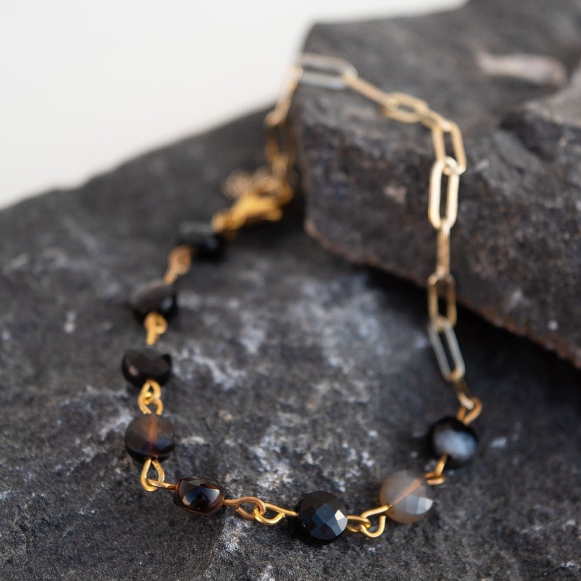 Black Agates Onyx Chocker - GAIA