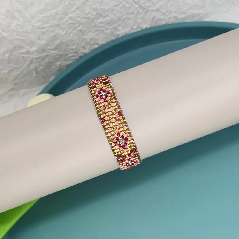 Elegant Glass Bead Bracelet for Sophisticated Style - Jewelry Designers