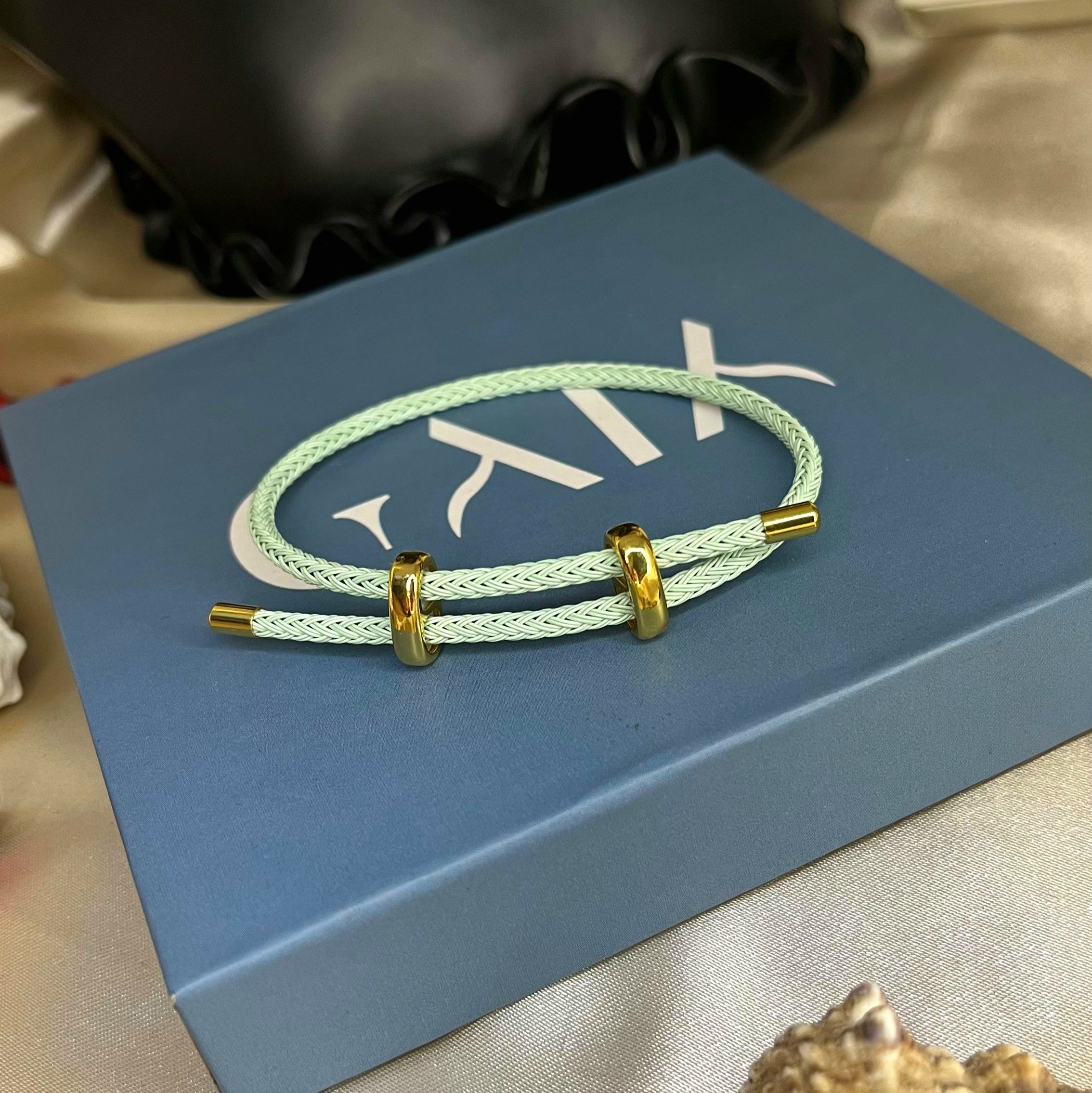 Bracelet en fil d'acier