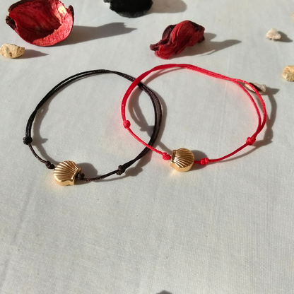 Golden shell Bracelet