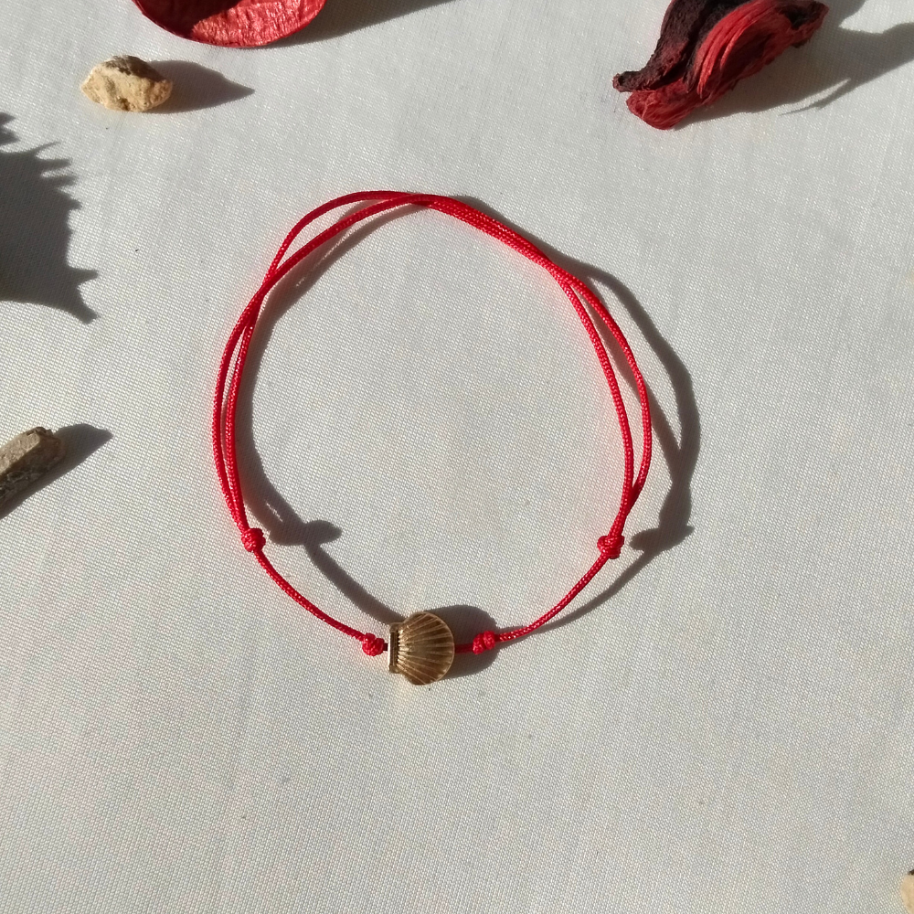 Golden shell Bracelet
