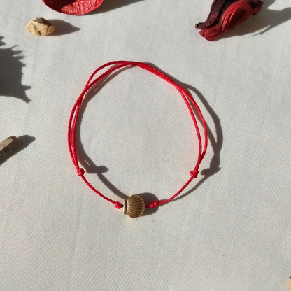 Golden shell Bracelet